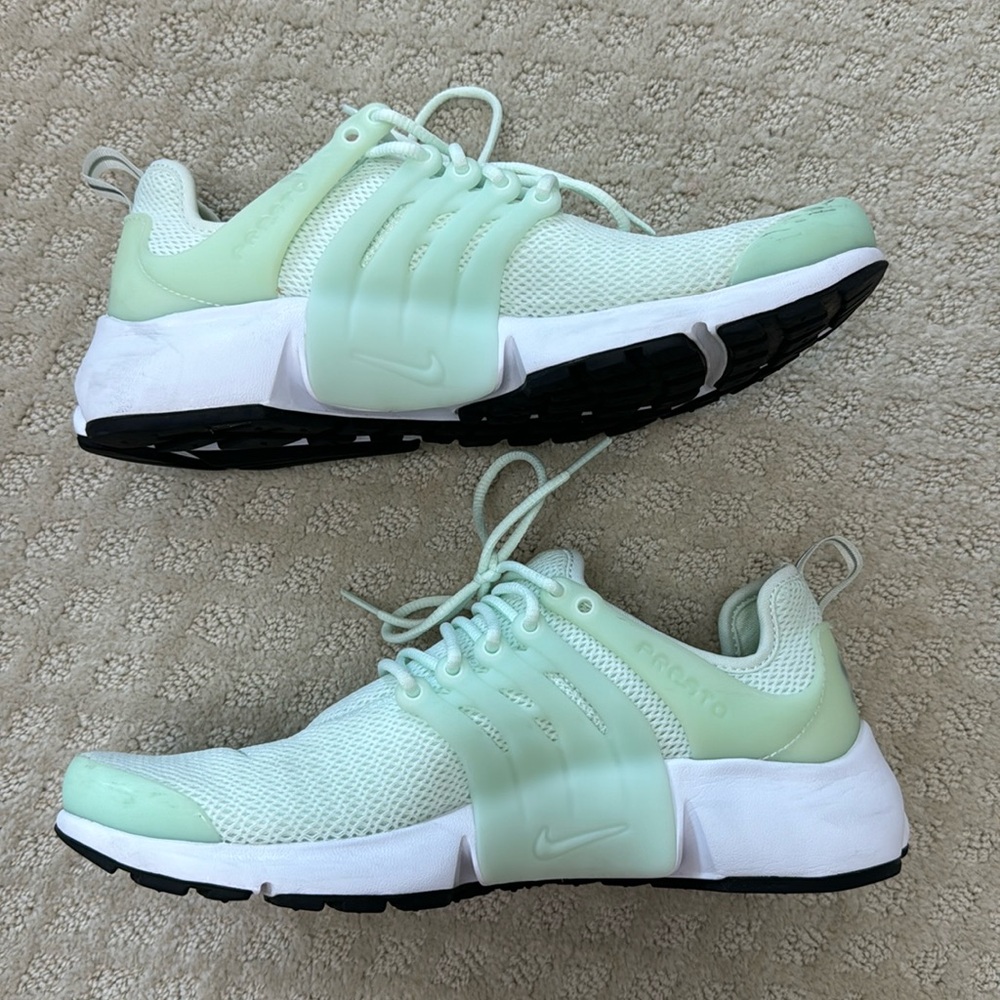 Nike Women’s Air Presto - Size 9